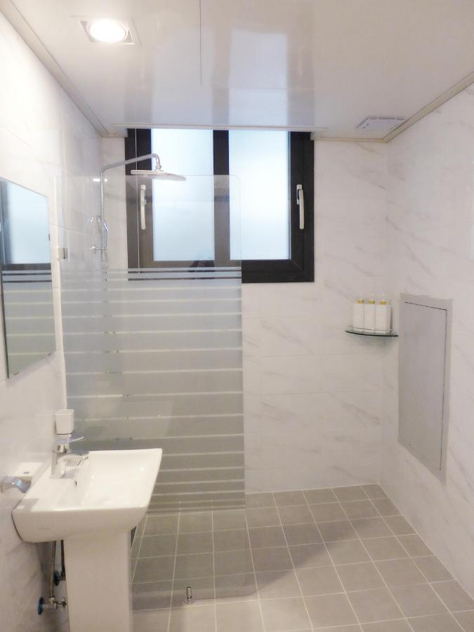מוקפו Picasso Guesthouse מראה חיצוני תמונה