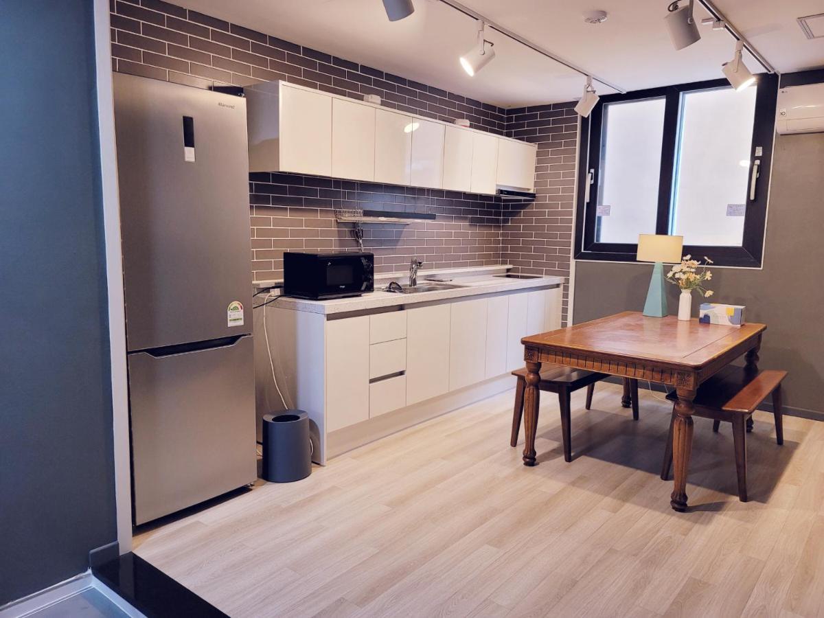 מוקפו Picasso Guesthouse מראה חיצוני תמונה