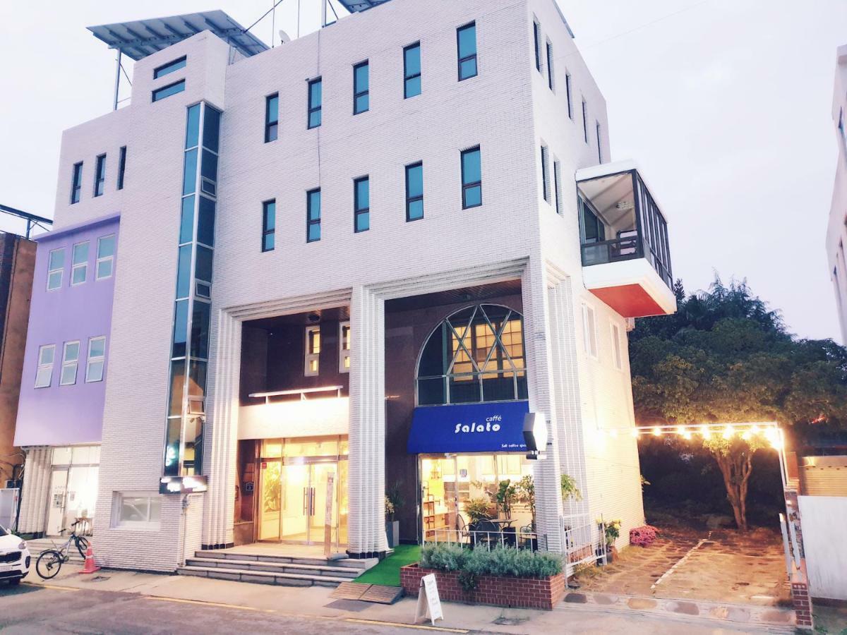 מוקפו Picasso Guesthouse מראה חיצוני תמונה